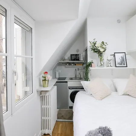 Tour Eiffel - Invalides - Studio Apartment *