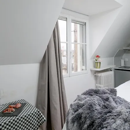Tour Eiffel - Invalides - Studio * Paris