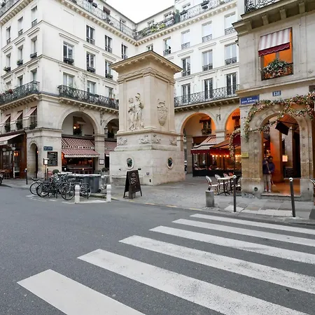 Tour Eiffel - Invalides - Studio Apartment *